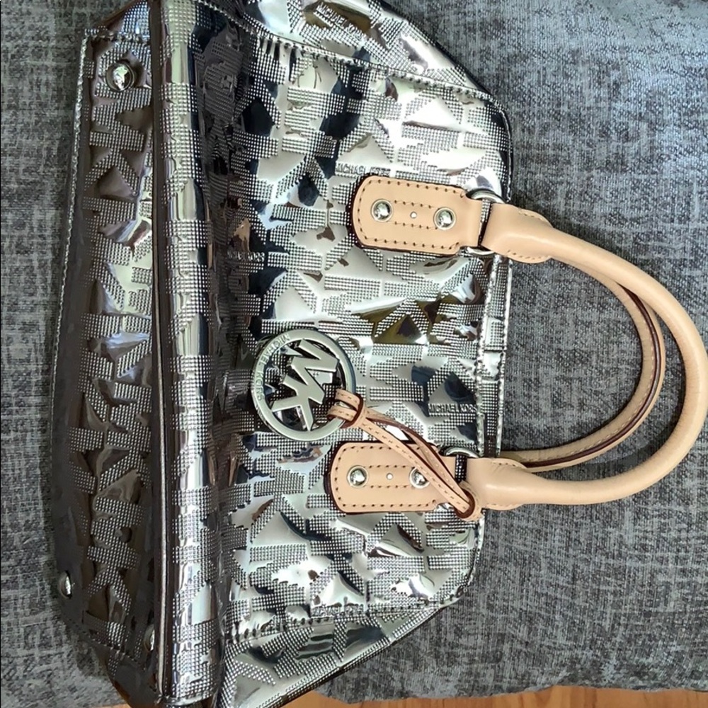 Michael Kors Hand bag with strap